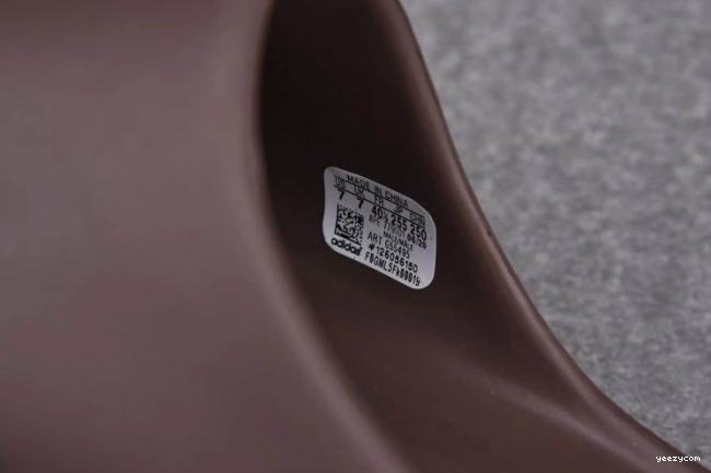Yeezy Slide Soot Adidas G55495 0930